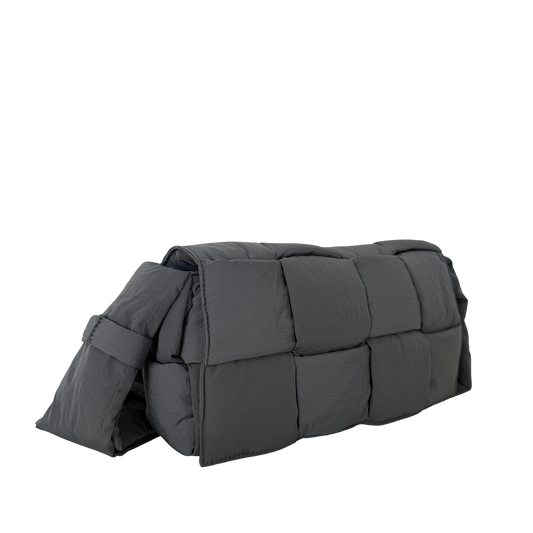 Bottega Veneta Medium Padded Tech Cassette Tasche Space/Silver Grau / neuwertig Bottega Veneta