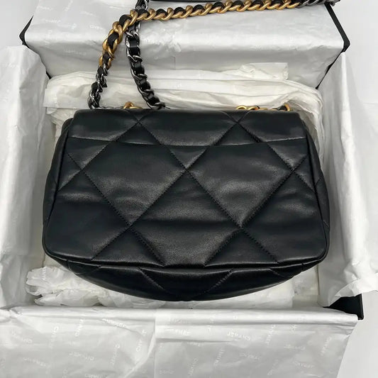 Chanel 19 Flap Bag Small Tasche Lammleder schwarz / neu - Echtheitscheck