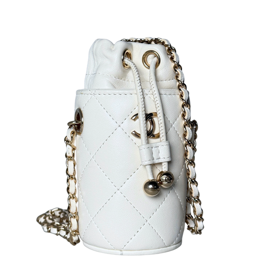 Chanel Mini-Eimertasche Weiß / sehr gut Chanel