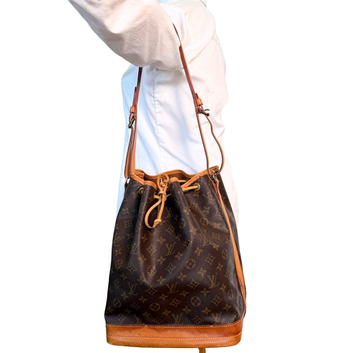 Louis Vuitton Grand Sac Noé Monogram Canvas Braun / gut Louis Vuitton