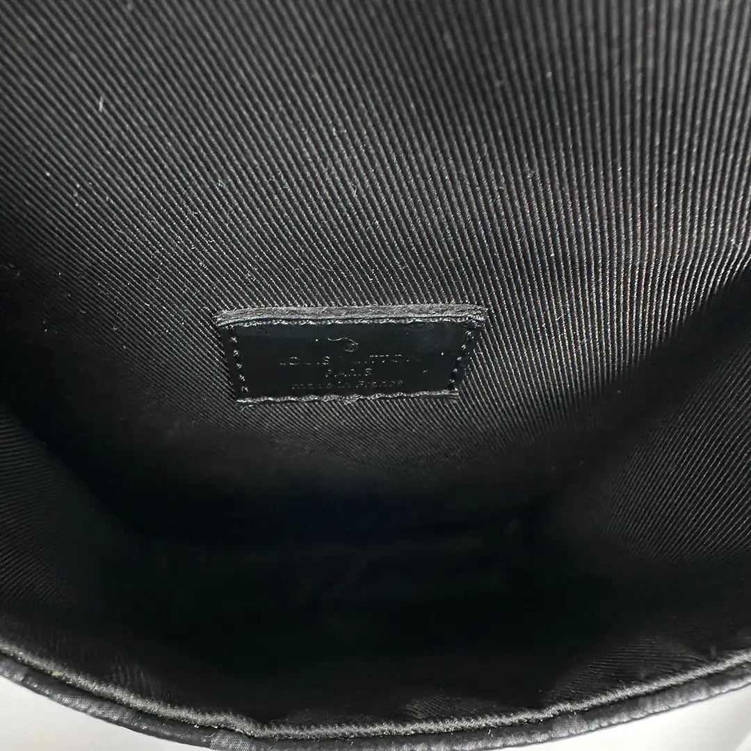 Louis Vuitton Saumur Monogramm Eclipse Slingbag M45912 Fullset / sehr gut Louis Vuitton