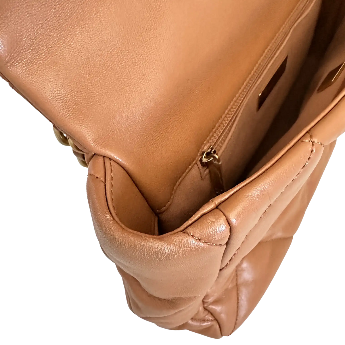 Chanel 19 Flap Bag Medium Tasche glänzendes Lammleder Caramel / sehr gut Chanel