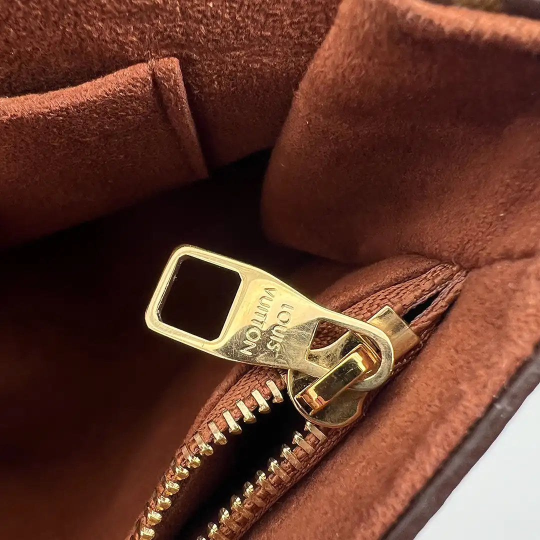 Louis Vuitton Saint Placide Monogram Canvas und Leder Tasche braun / sehr gut Louis Vuitton