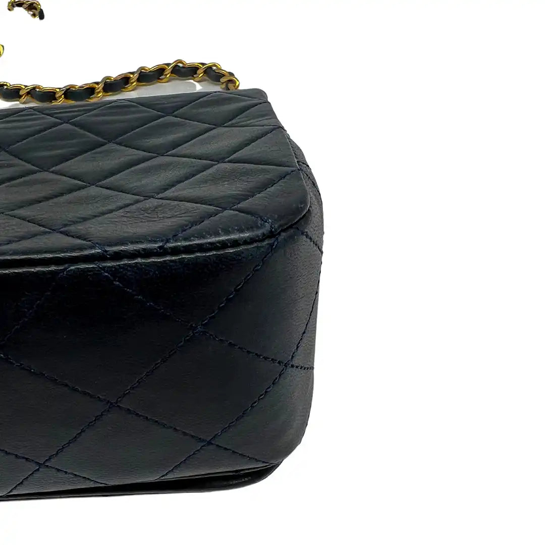 Chanel Timeless Single Flap Small dunkelblaues Lammleder / gut Produkt
