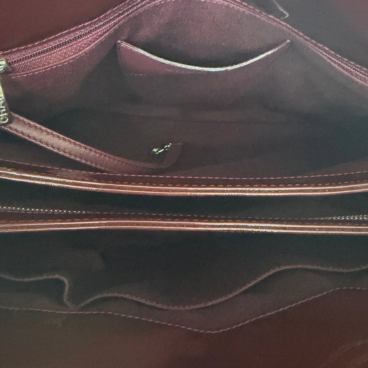 Chanel Mademoiselle Medium Schultertasche Lackleder Bordeaux / sehr gut Chanel