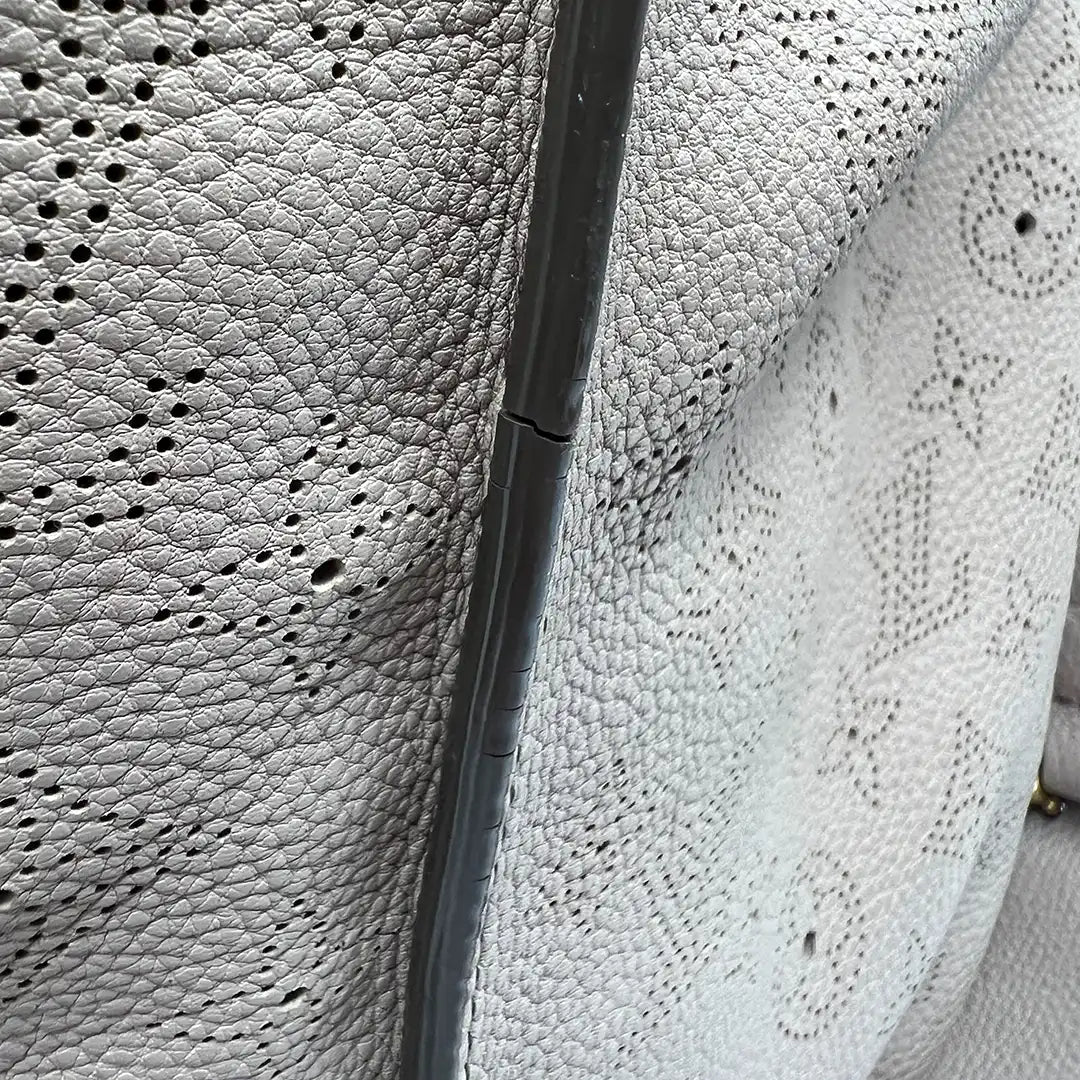 Louis Vuitton Mahina Selene MM Tasche Leder Taupe / gut Louis Vuitton