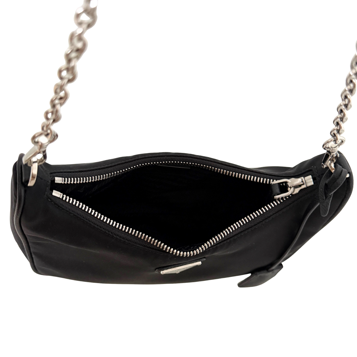 Prada Re-Edition 2005 aus Re-Nylon Schwarz / neuwertig Prada