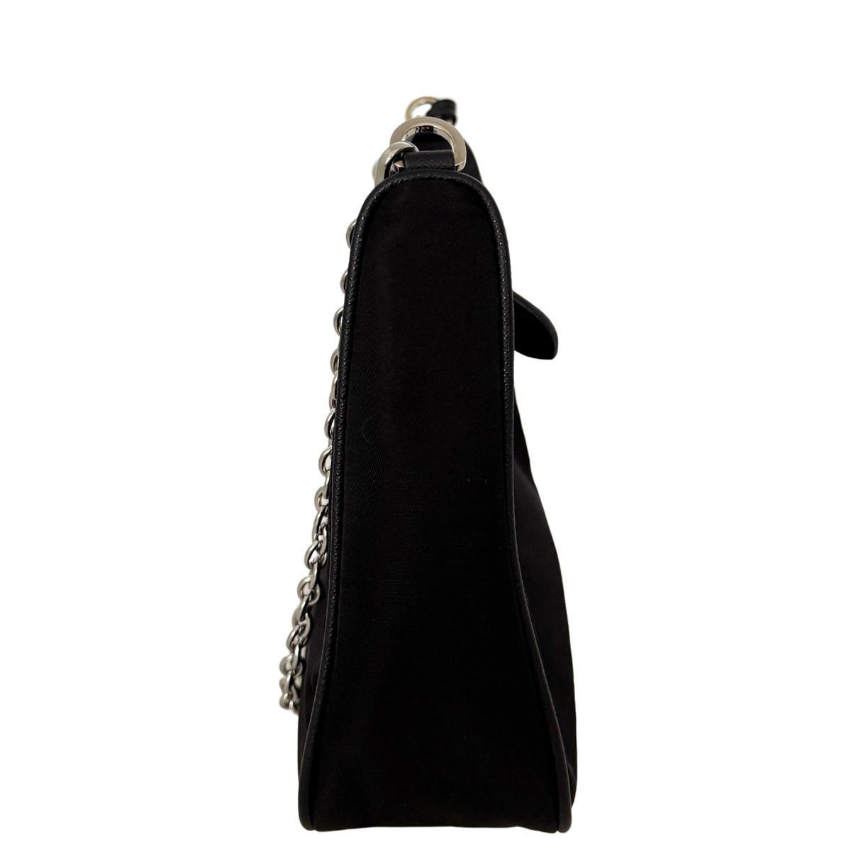 Prada Re-Edition 2005 aus Re-Nylon Schwarz / neuwertig Prada