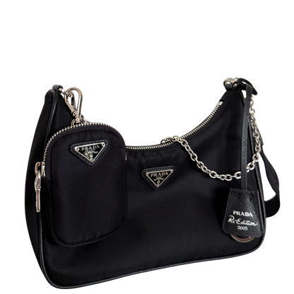 Prada Re-Edition 2005 aus Re-Nylon Schwarz / neuwertig Prada