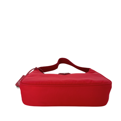 Prada Re-Edition 2000 Mini Bag rot Fullset / sehr gut Prada