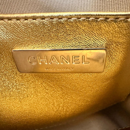 Chanel  Metallic Lammleder Quilted Walk Of Fame Star Bag Gold / neuwertig Chanel