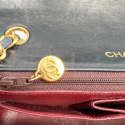 Chanel Timeless Single Flap Small dunkelblaues Lammleder / gut Produkt