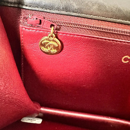 Chanel Timeless Wallet on Chain Vintage Lammleder schwarz mit ID Card / gut Chanel