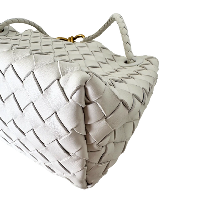 Bottega Veneta East/West Andiamo kleine Tote aus Intrecciato-Leder weiß 2023 / sehr gut Bottega Veneta