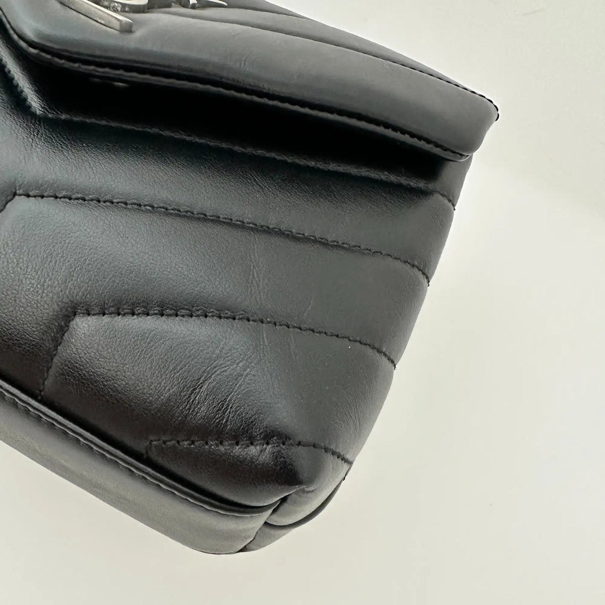 Saint Laurent YSL LouLou Toy schwarz silber Hardware Leder / sehr gut Saint Laurent