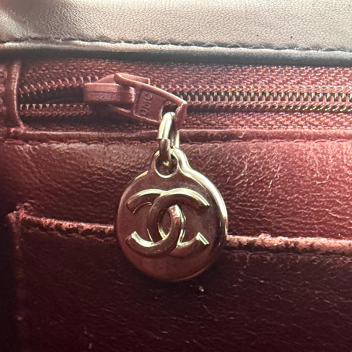 Chanel Matelasse Top Handle Handtasche Schwarz / akzeptabel Chanel
