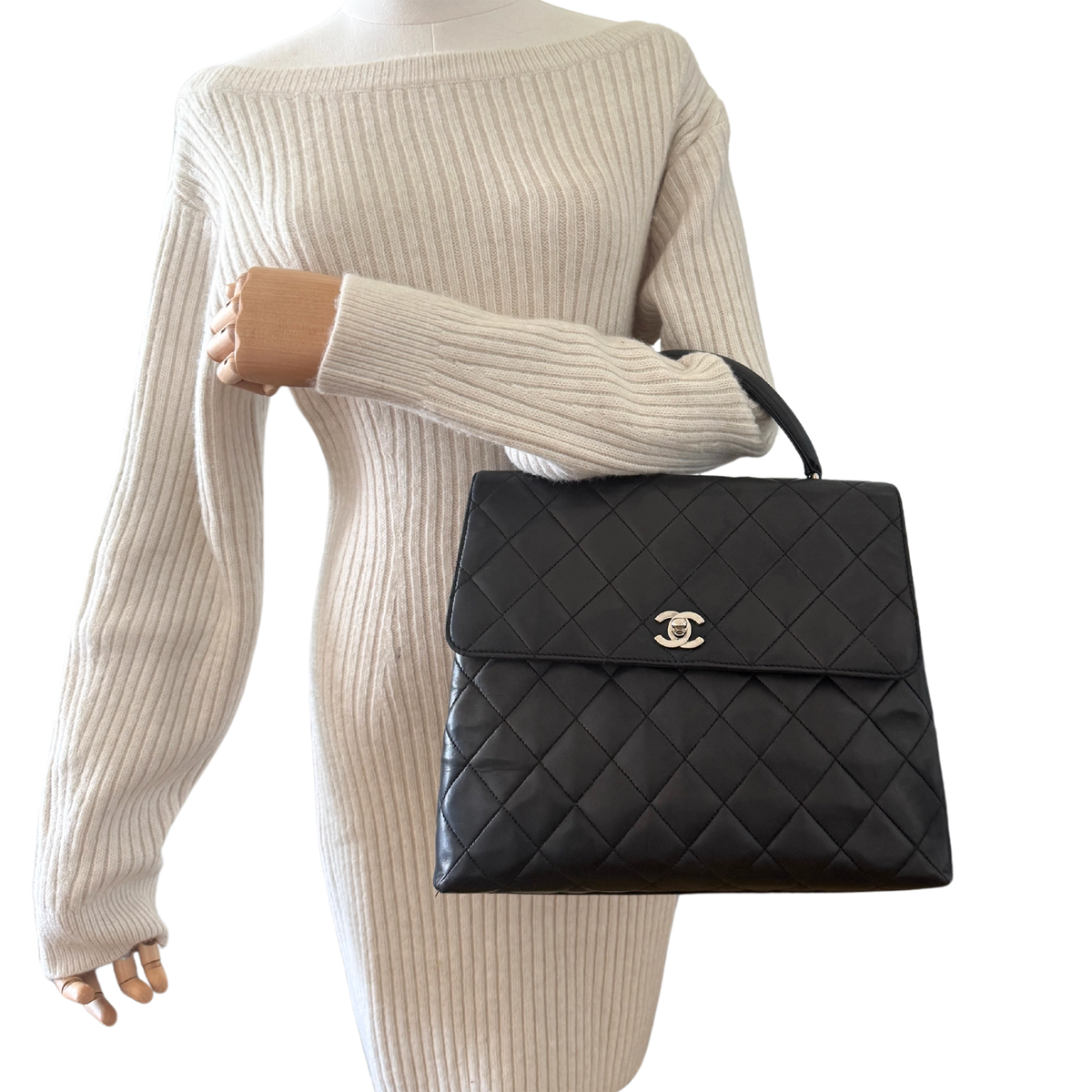 Chanel Matelasse Top Handle Handtasche Schwarz / akzeptabel Chanel