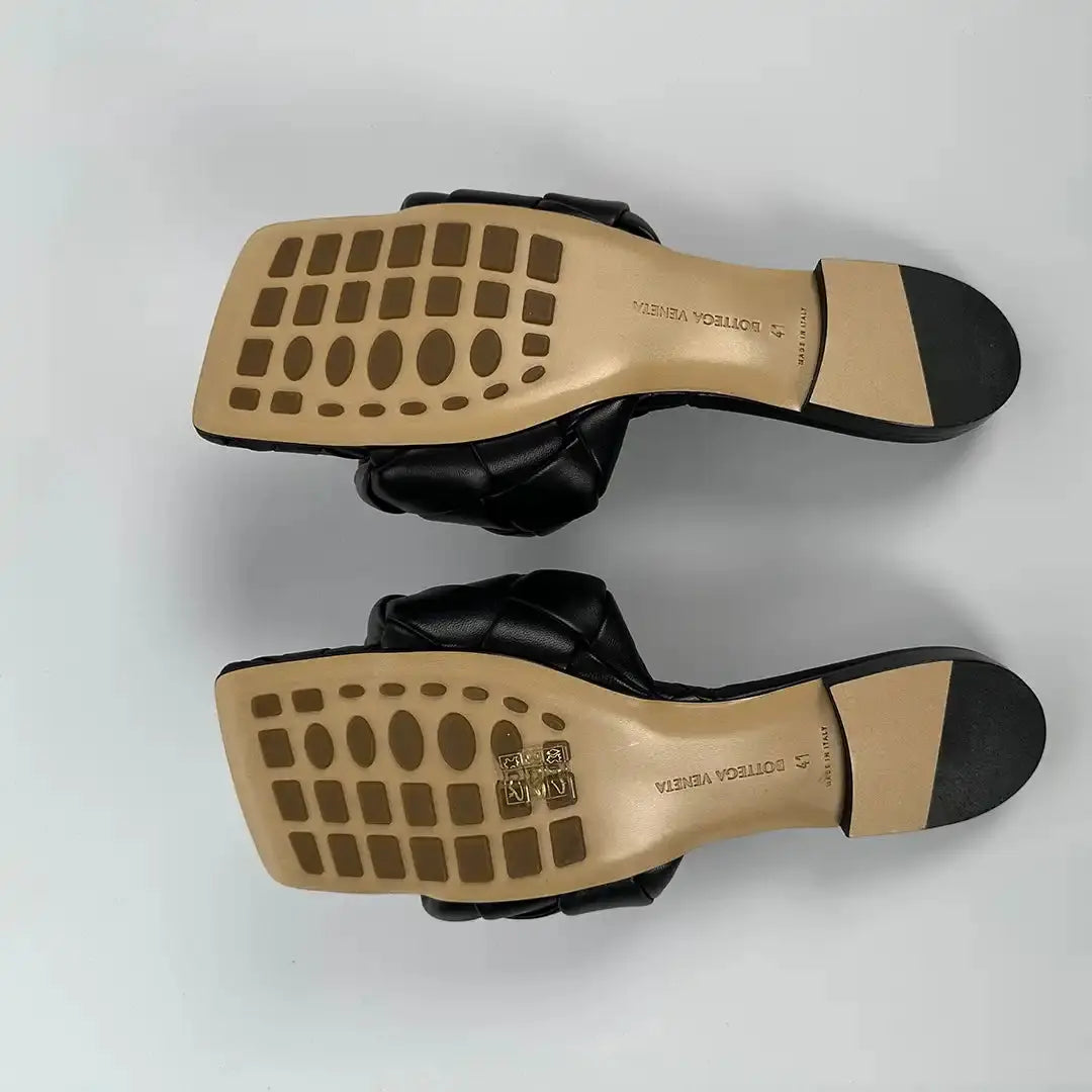 Bottega Veneta Pantoletten The Lido Größe 41 schwarz / ungetragen Bottega Veneta