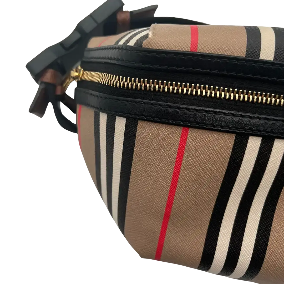 Burberry Icon Stripe Nova Check Sonny Gürteltasche / Sehr gut Burberry