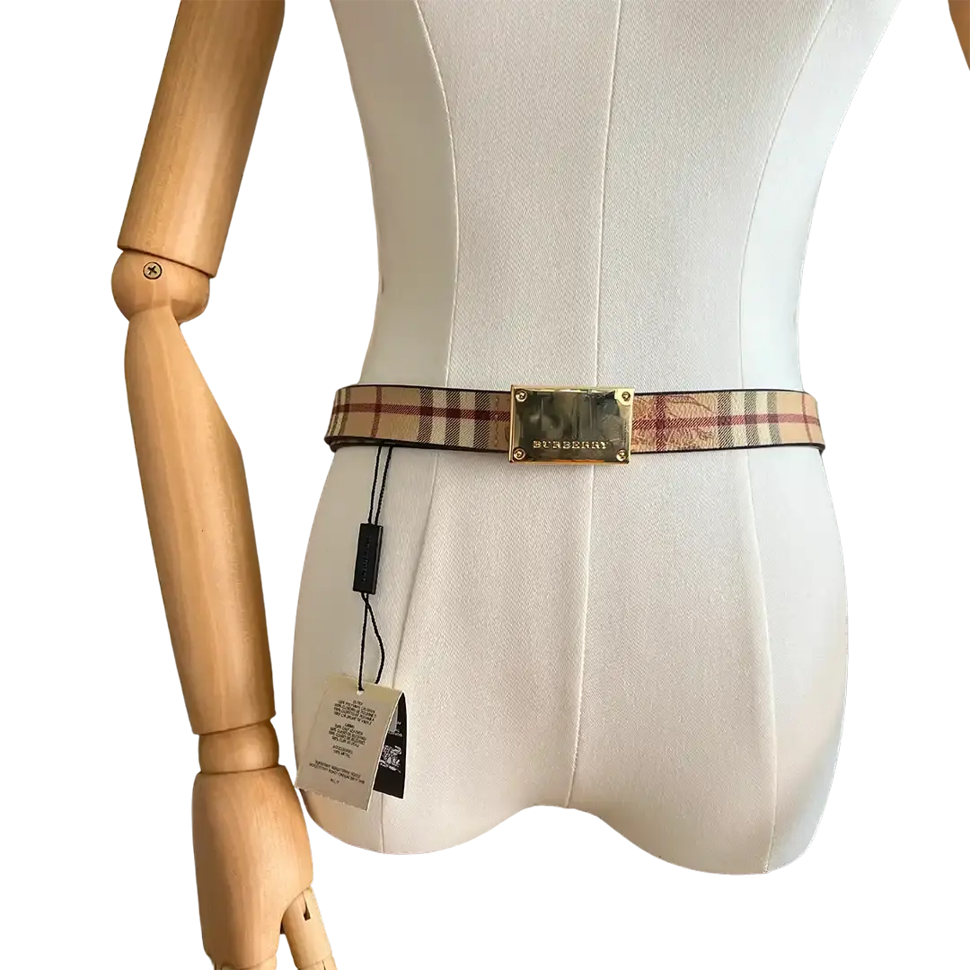 Burberry London Haymarket Gürtel mit Logo Plakette 90cm / neuwertig Burberry