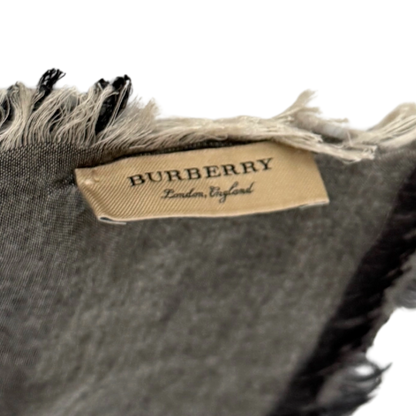 Burberry Tuch Nova Check grau schwarz / neuwertig Burberry