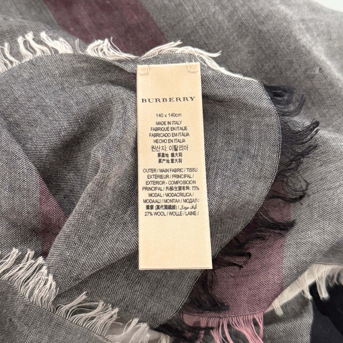 Burberry Tuch Nova Check grau schwarz / neuwertig Burberry
