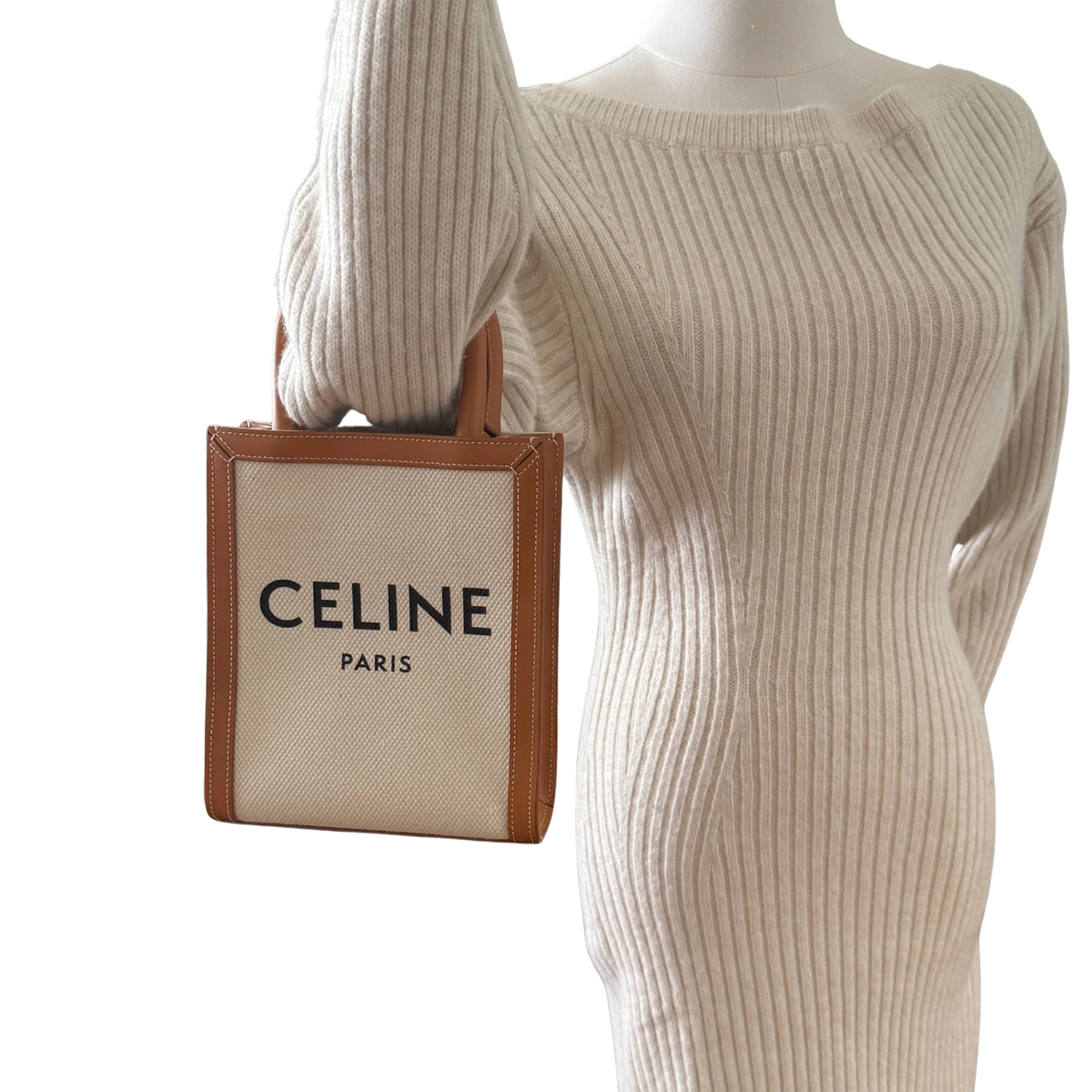 Céline Mini Vertical Cabas Handtasche aus Canvas und Leder Beige / neuwertig CELINE