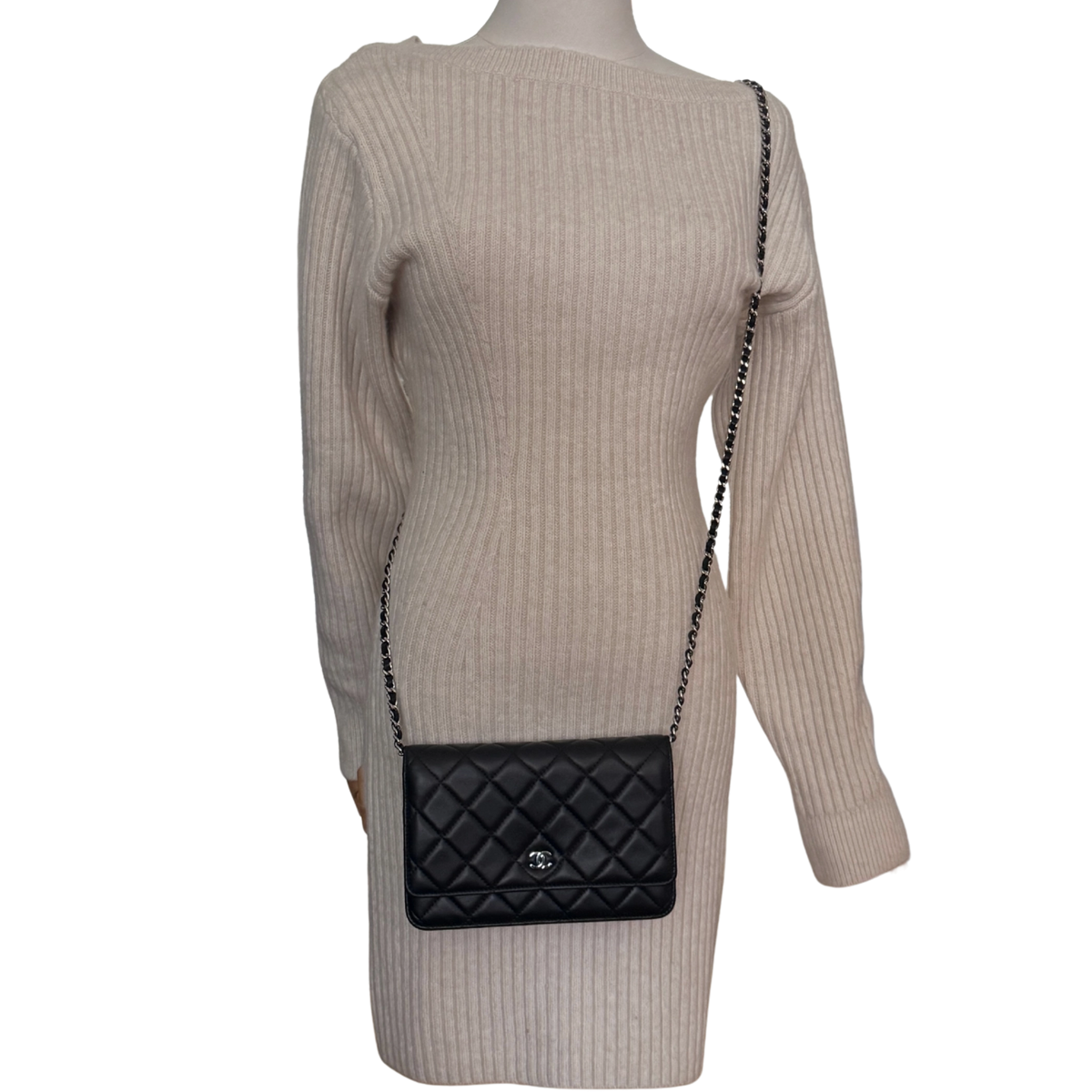 Chanel Wallet on Chain Bag Lammleder Schwarz silberne Hardware / neuwertig Chanel