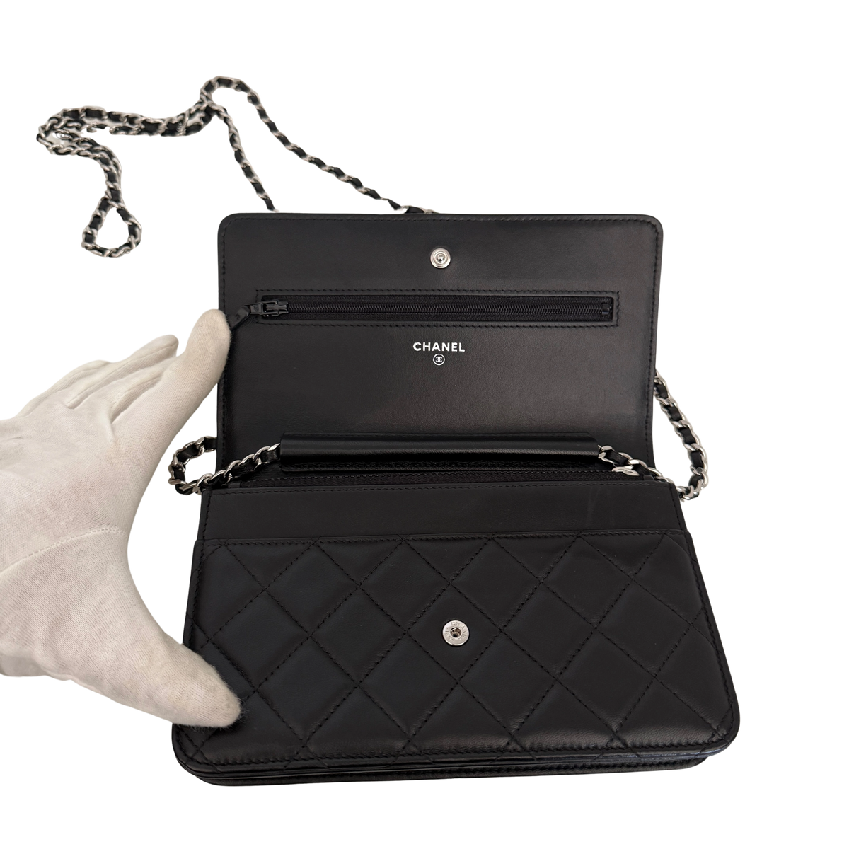 Chanel Wallet on Chain Bag Lammleder Schwarz silberne Hardware / neuwertig Chanel