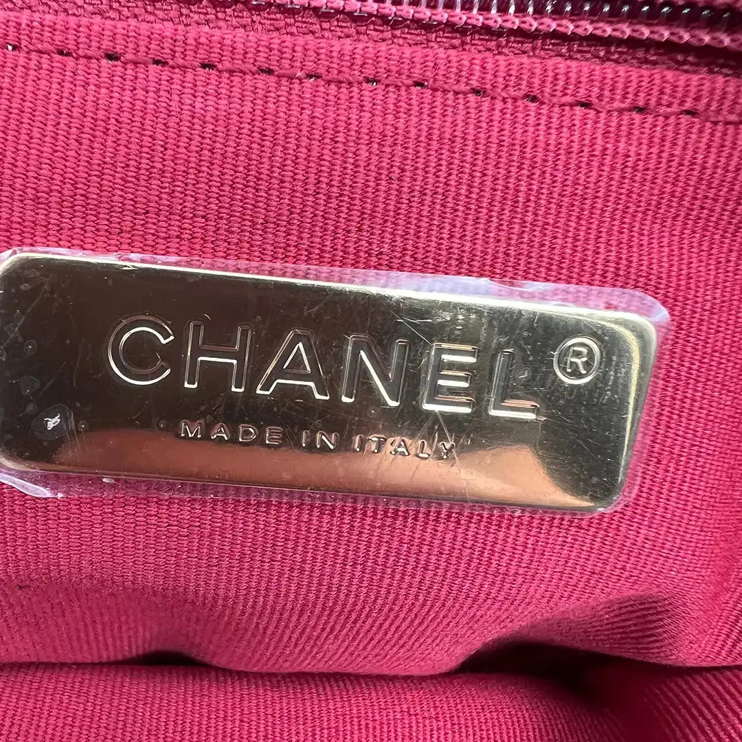 Chanel 19 Flap Bag Small Tasche Lammleder schwarz /  neu - Echtheitscheck