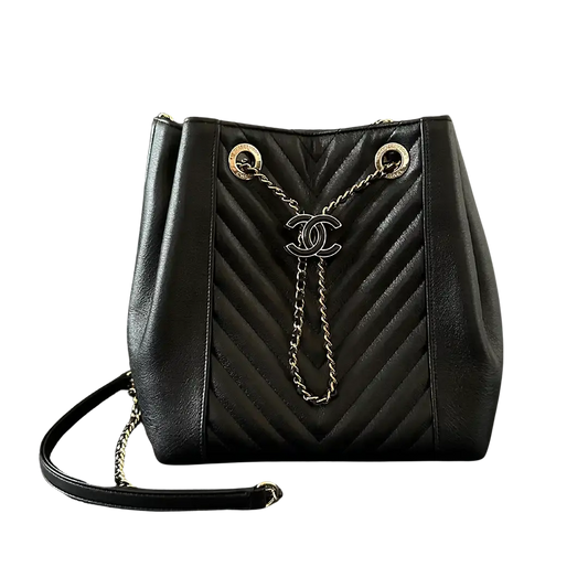 Chanel Bucket Bag Drawstring  Chevron Kalbsleder / sehr gut Chanel
