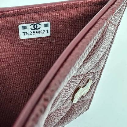 Chanel Geldbörse Bi-fold Kaviarleder Bordeaux / ungetragen Chanel