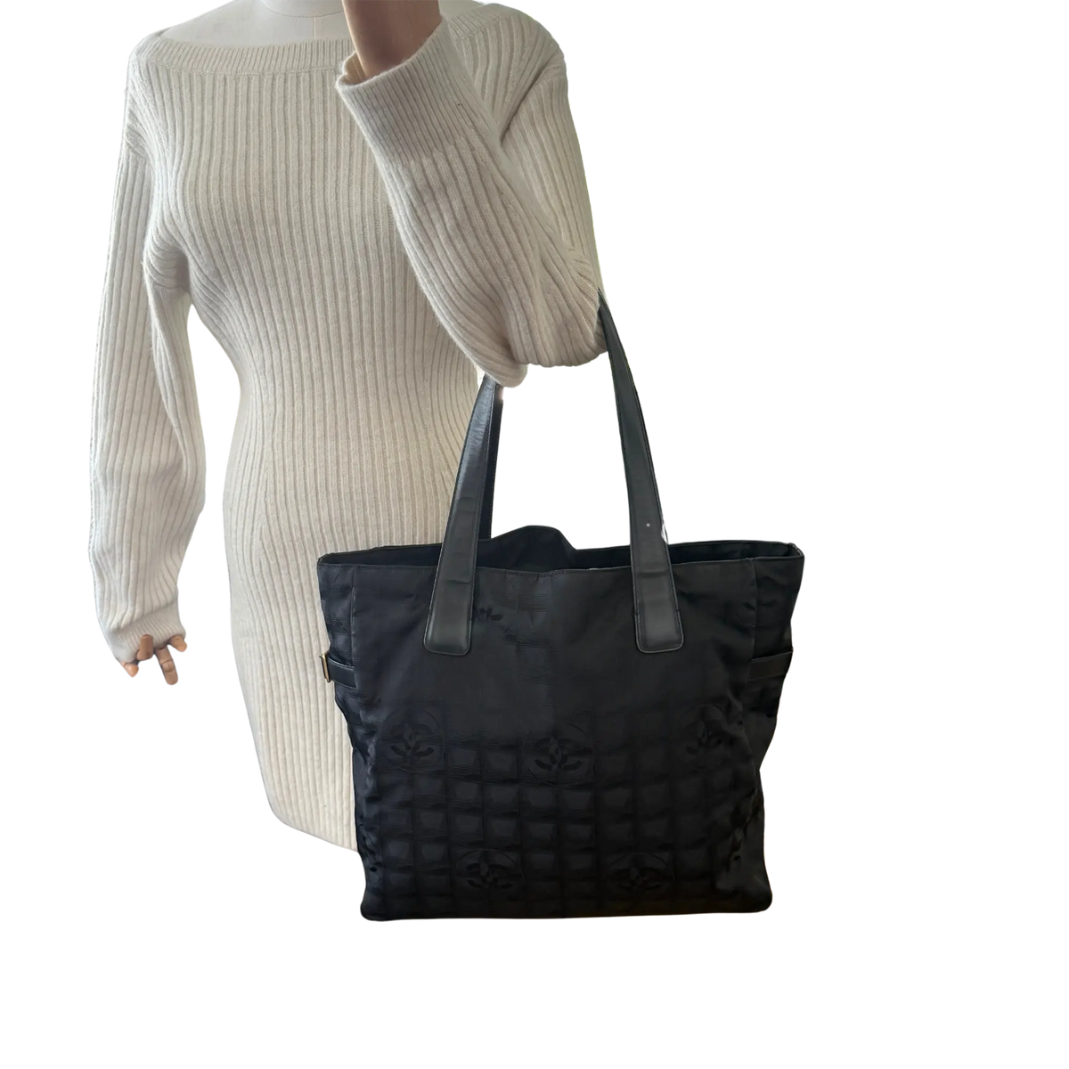 Chanel New Travel Line Tote Bag Schwarz / sehr gut Chanel