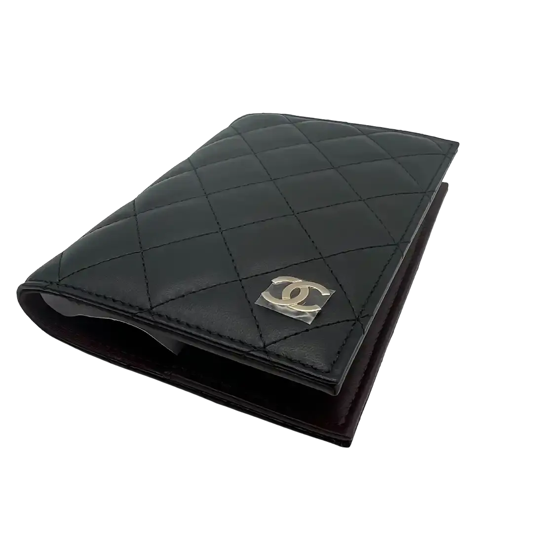 Chanel Reisepass Kartenetui Timeless Leder schwarz / neu Chanel