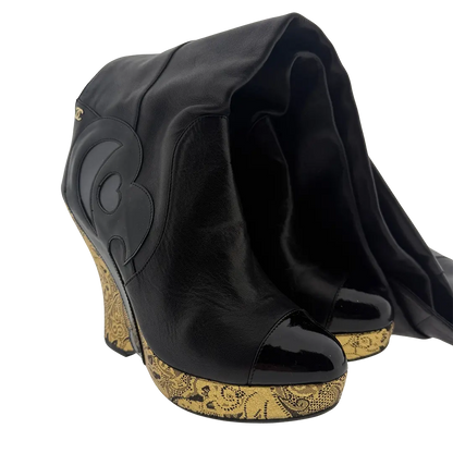 Chanel Thigh High Platform Boots schwarz gold Größe 38 1/2 / sehr gut Chanel