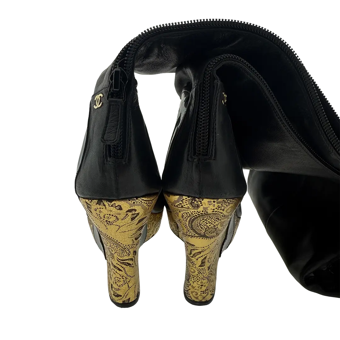 Chanel Thigh High Platform Boots schwarz gold Größe 38 1/2 / sehr gut Chanel