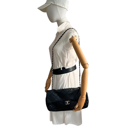 Chanel Timeless Baguette Ultimate Stitch Schultertasche schwarz / neuwertig Chanel