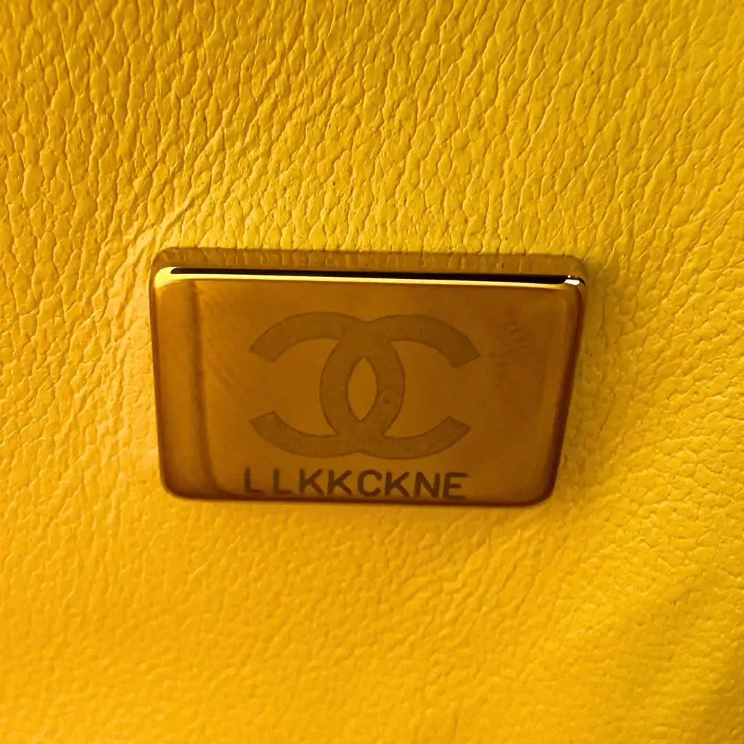 Chanel Timeless Double Flapbag Medium Kaviarleder gelb 2022 Fullset / ungetragen Chanel