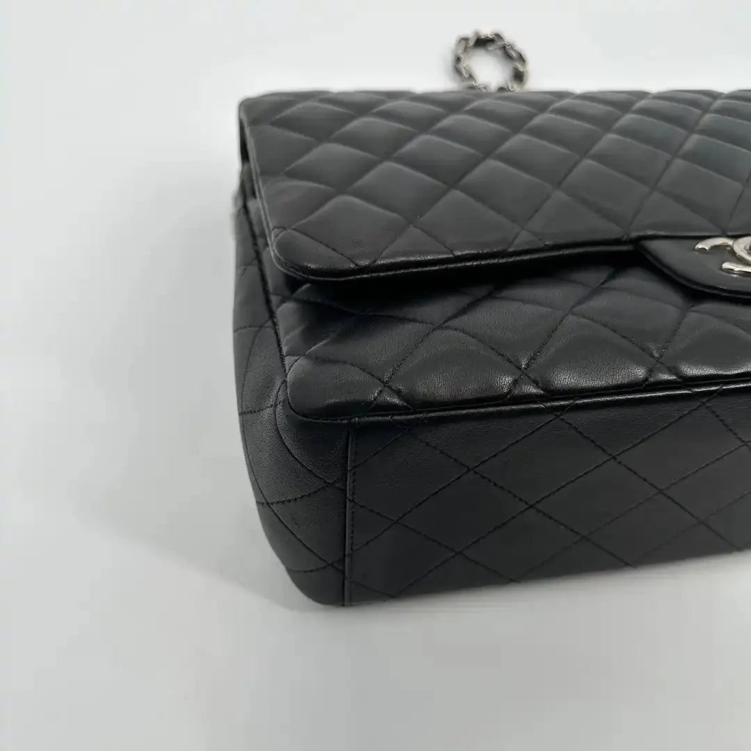 Chanel Timeless Jumbo Double Flap Bag 2011 schwarz Lammleder / sehr gut Chanel