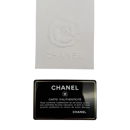 Chanel Timeless Portemonnaie aus Lammleder schwarz / ungetragen Chanel