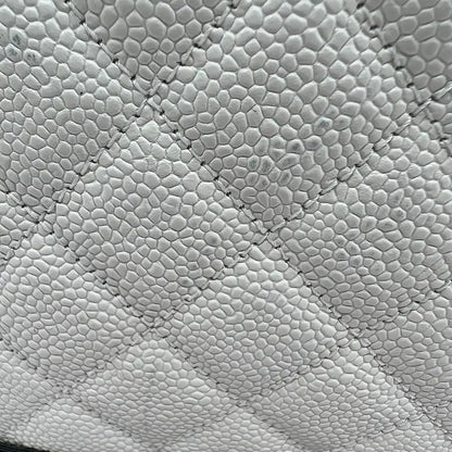 Chanel Vanity Case Bag CC Kaviar Leder schwarz weiß / sehr gut Chanel