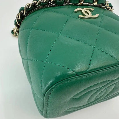 Chanel Vanity Case Top Handle Mini Lammleder grün / sehr gut Chanel