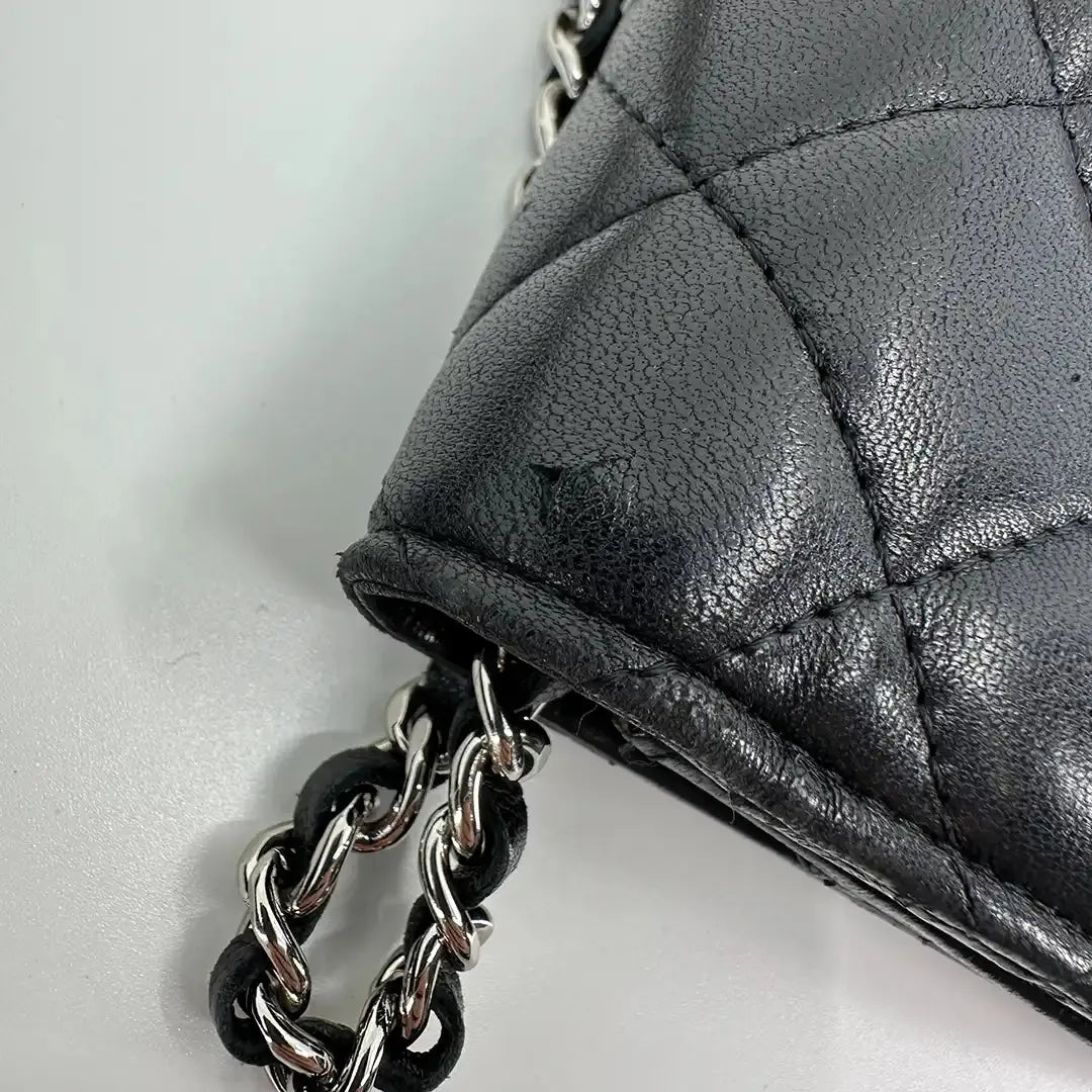 Chanel Wallet on Chain Bag Lammleder Leder schwarz silberne Hardware / gut Chanel