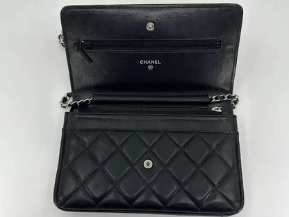 Chanel Wallet on Chain Bag Lammleder Leder schwarz silberne Hardware / gut Chanel
