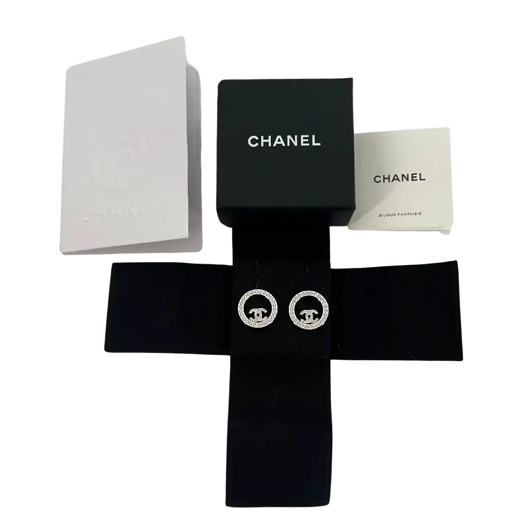 Chanel klassiche CC Ohrringe silber/kristall Fullset / neu Chanel