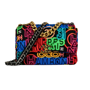 Chanel 19 grote tas Flap Bag stof veelkleurig neon graffiti