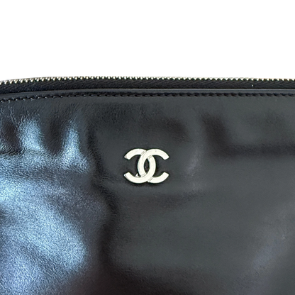 Chanel 22 mittelgroße Hobobag aus Kalbsleder Schwarz silberne Hardware / neuwertig Chanel