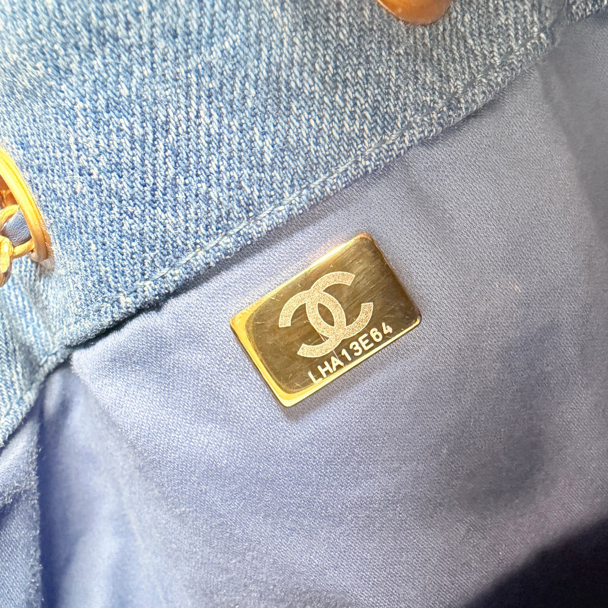 Chanel 25 Medium Handbag Washed Denim Blau Gold Hobo Tasche Chanel