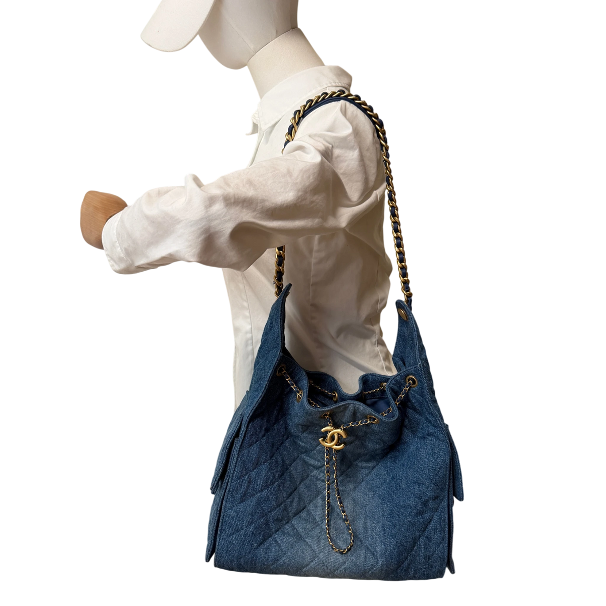 Chanel 25 Medium Handbag Washed Denim Blau Gold Hobo Tasche Chanel