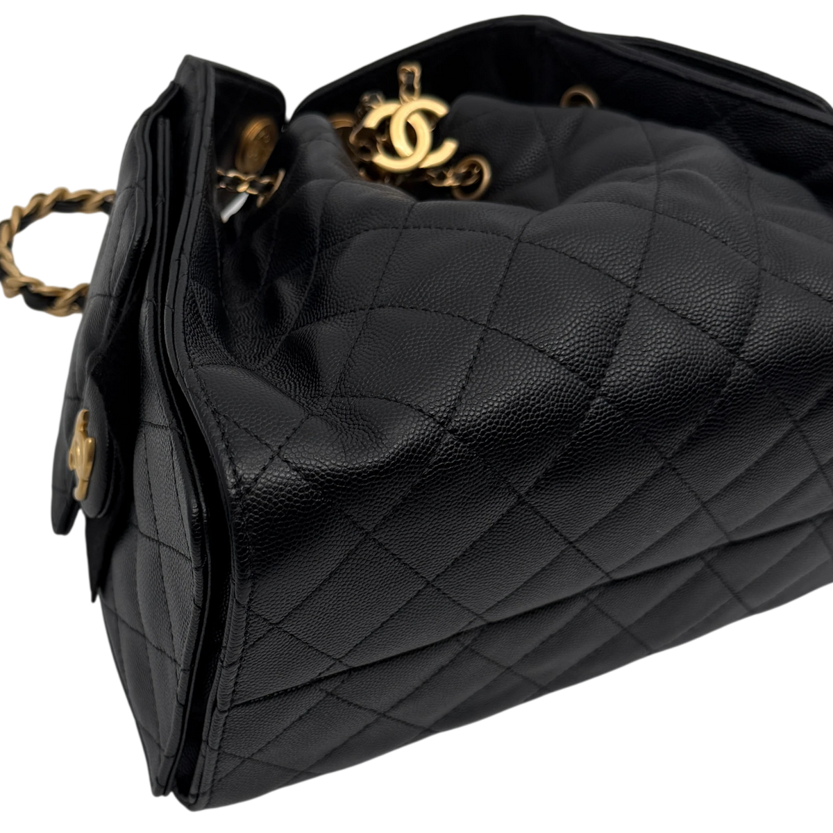 Chanel 25 Kleine Tasche Kaviarleder Schwarz Hardware Gold gealtert – Ansicht 12
